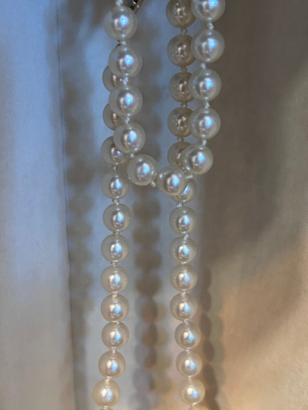 Faux Pearl Necklace - Gold Tone Snap Clasp 17 Inch